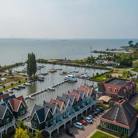 In Near Markermeer